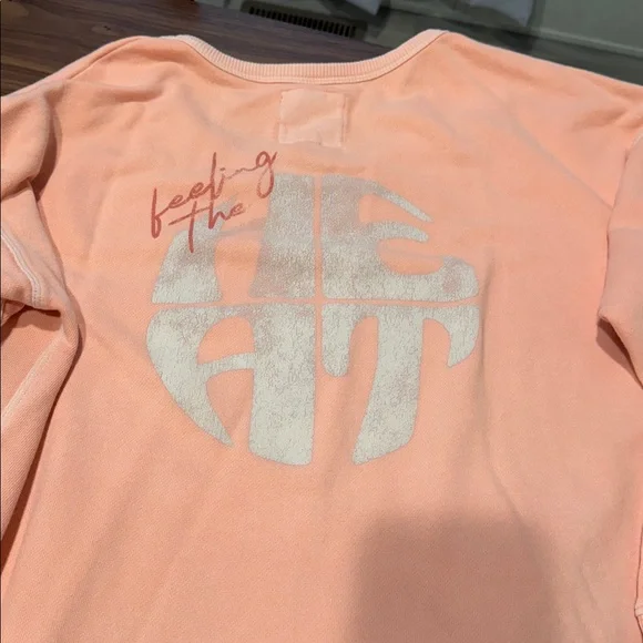 Aerie sweatshirt pair - Picture 6 of 7